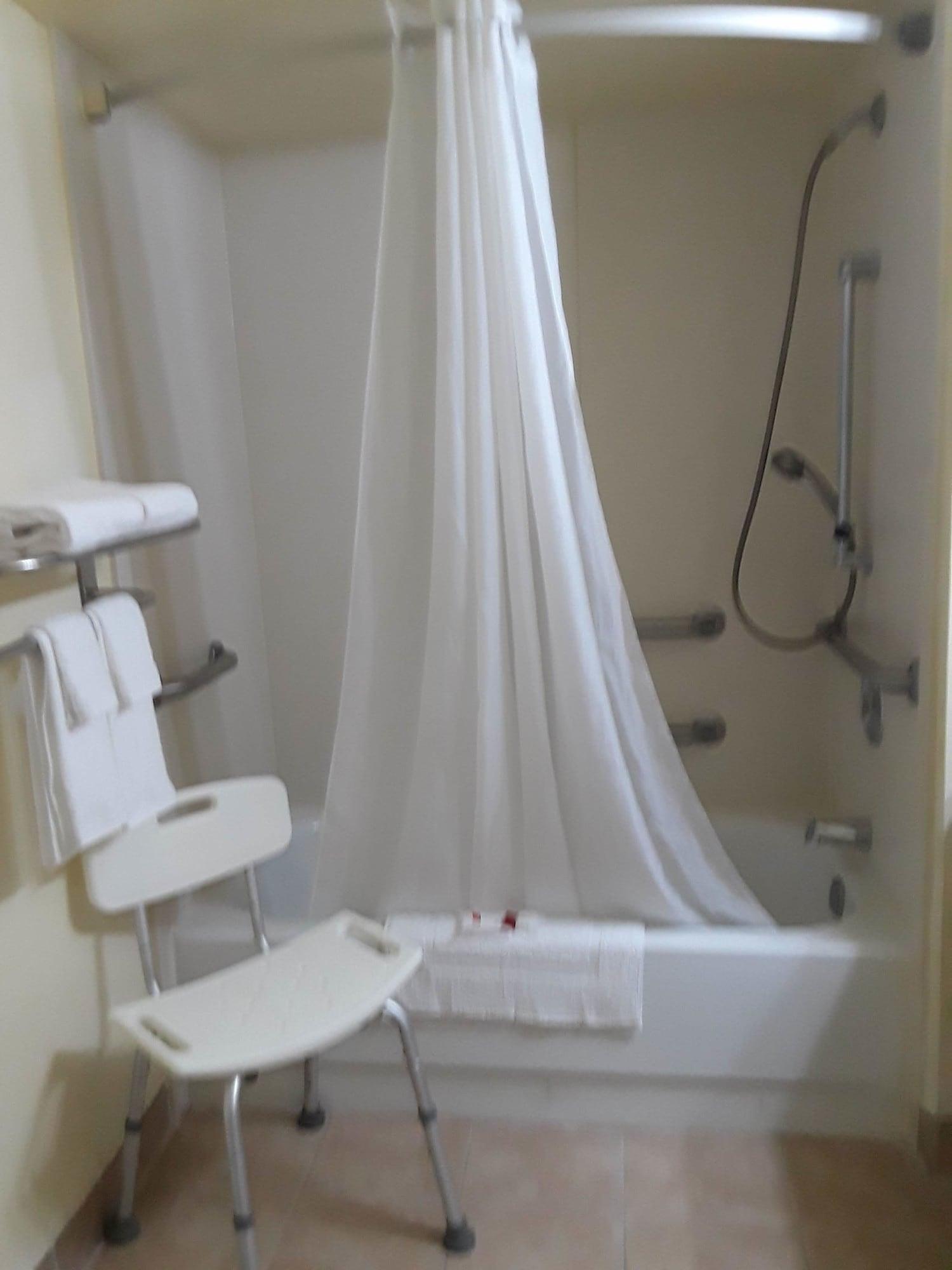 Days Inn By Wyndham Newark Wilmington מראה חיצוני תמונה