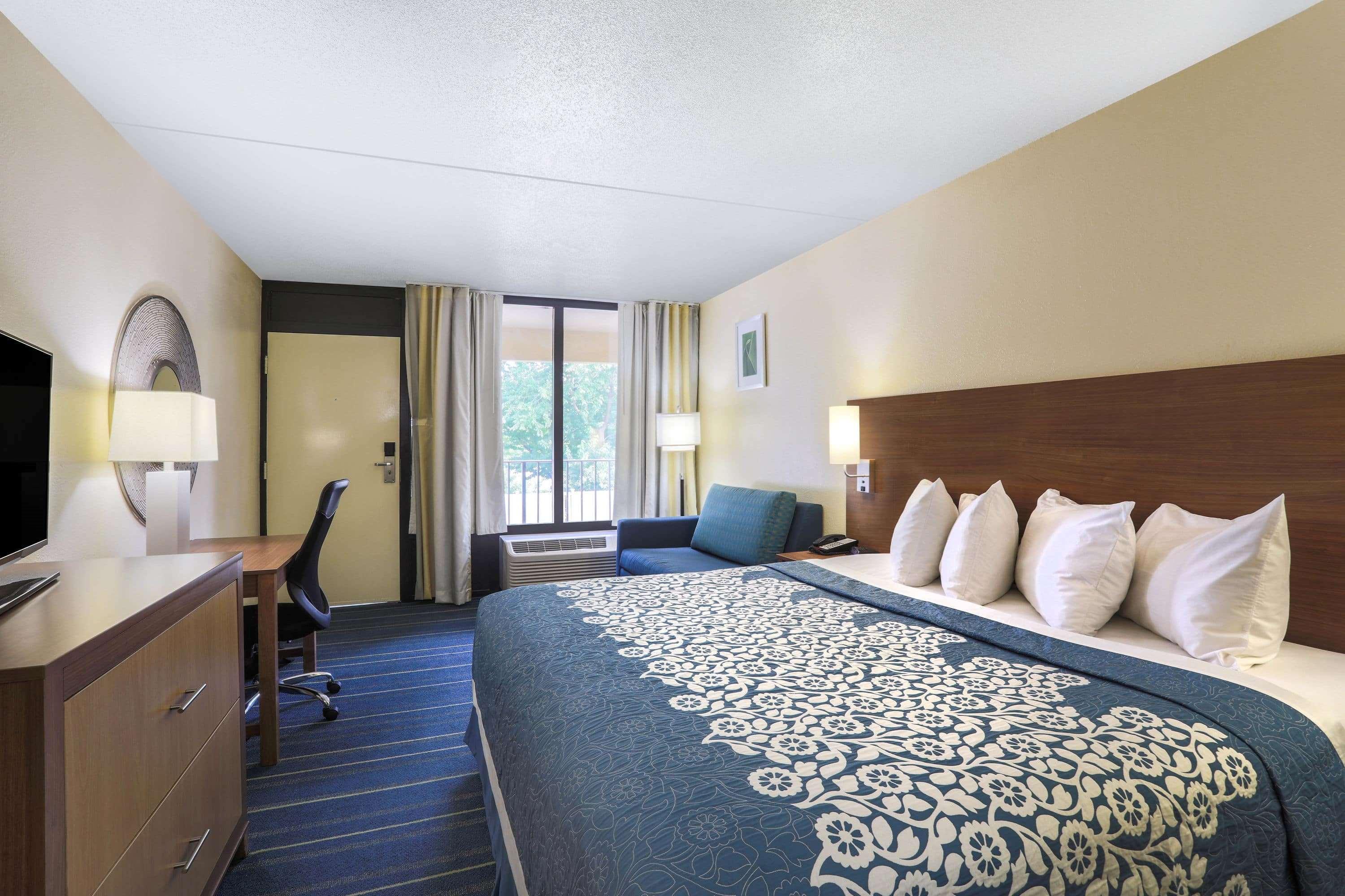 Days Inn By Wyndham Newark Wilmington מראה חיצוני תמונה