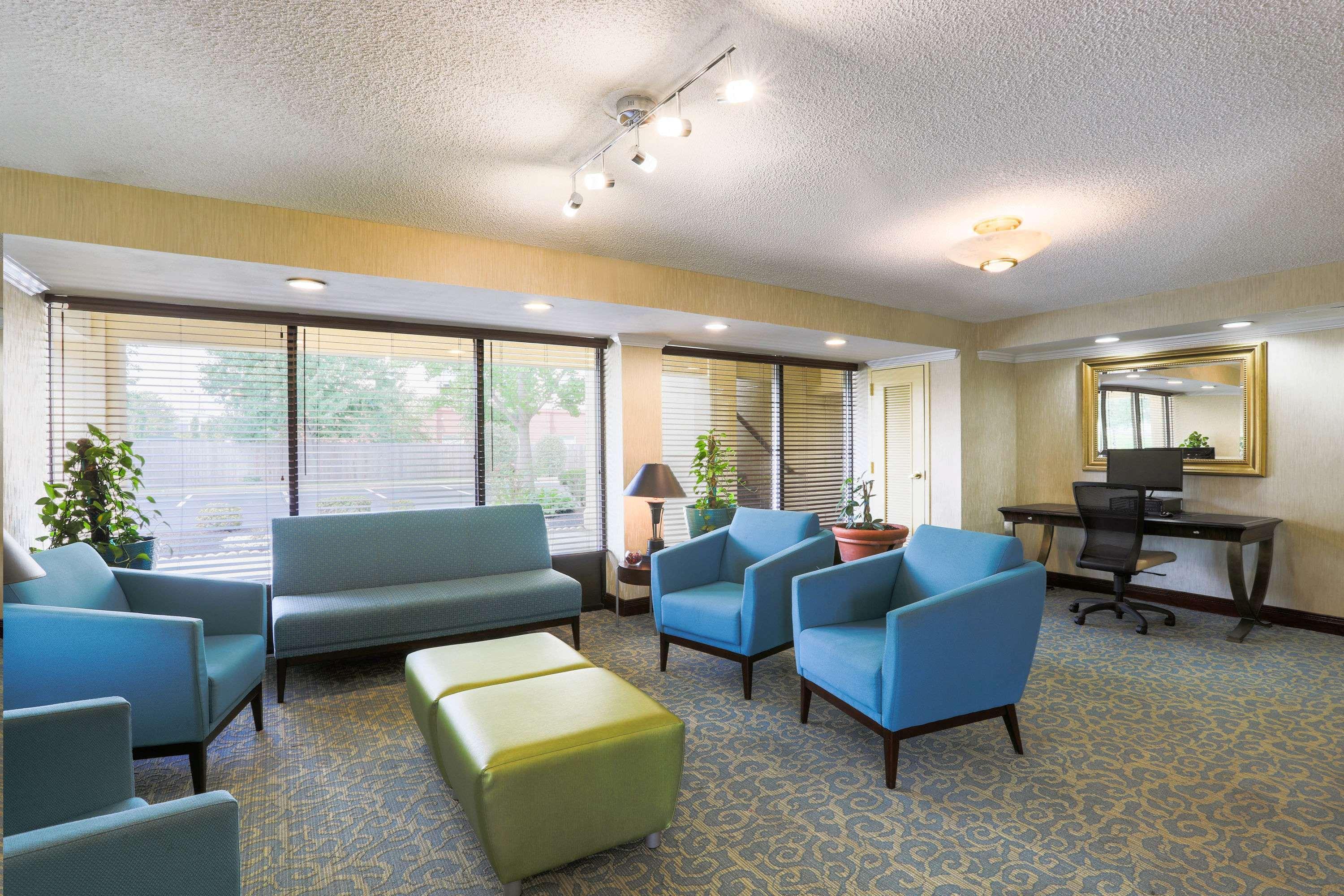 Days Inn By Wyndham Newark Wilmington מראה חיצוני תמונה