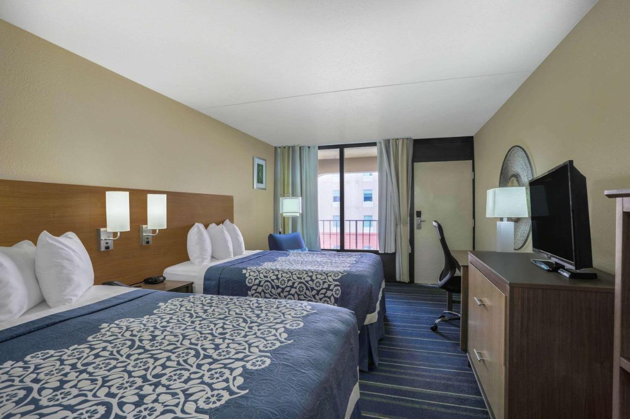 Days Inn By Wyndham Newark Wilmington מראה חיצוני תמונה