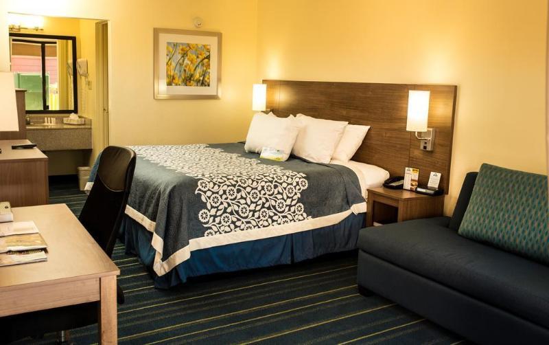 Days Inn By Wyndham Newark Wilmington מראה חיצוני תמונה