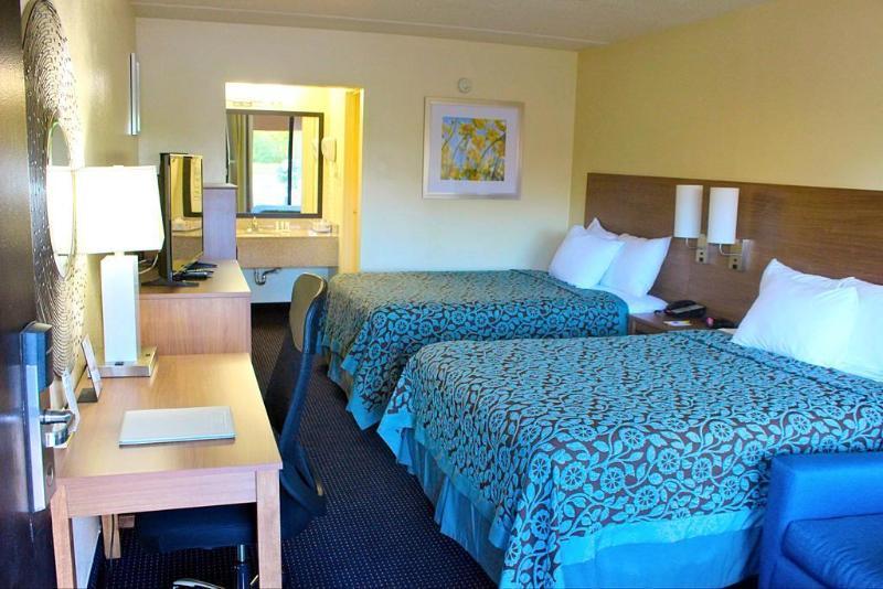 Days Inn By Wyndham Newark Wilmington מראה חיצוני תמונה